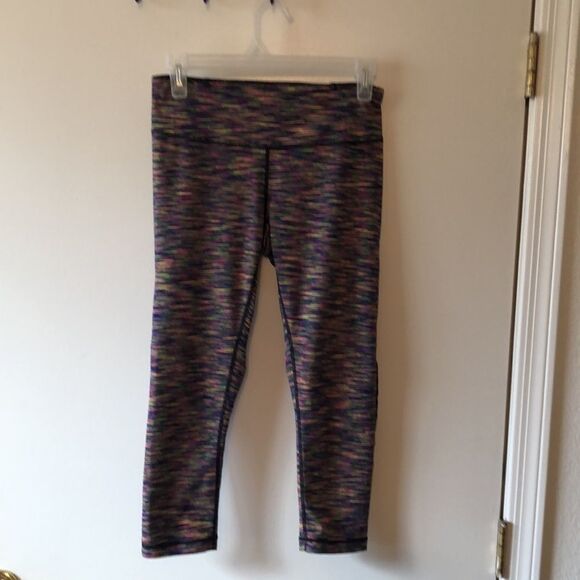 Zella Crop Leggings Size S/P gently used - Picture 1 of 4